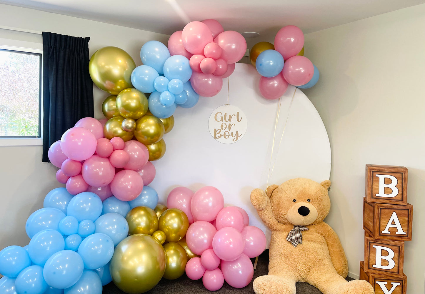 Baby shower/ Gender reveal setup